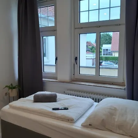 Likehome - 1 Zimmer Apartment Mit Netflix * Enger