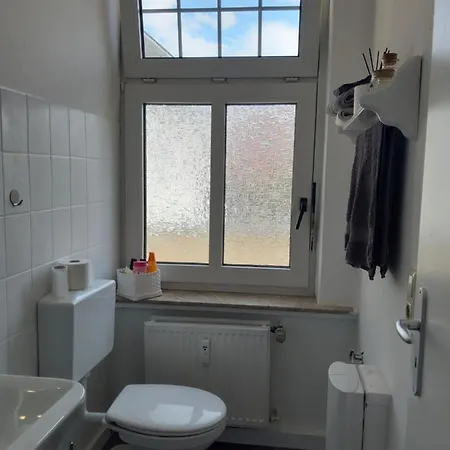 Likehome - 1 Zimmer Apartment Mit Netflix شقة